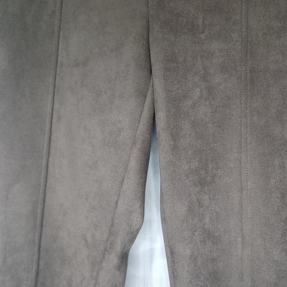 Andrew Marc Brown Faux Suede Pull On Pants - Picture 7 of 11